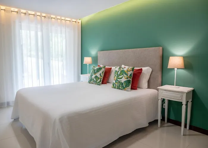 Casa de Campo Naturena Agro-turismo *